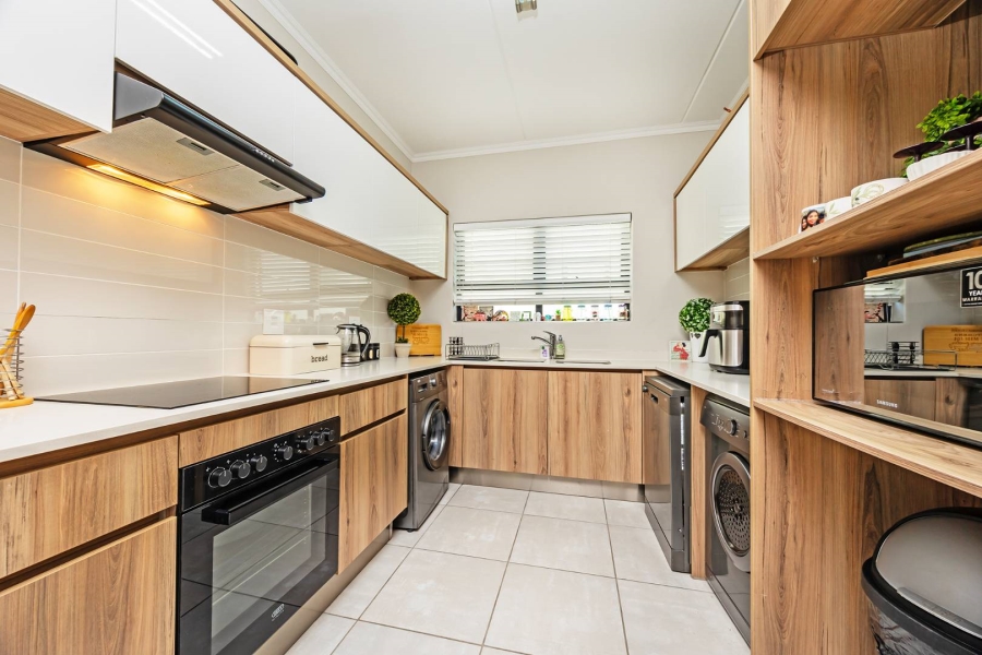 3 Bedroom Property for Sale in Richwood Western Cape